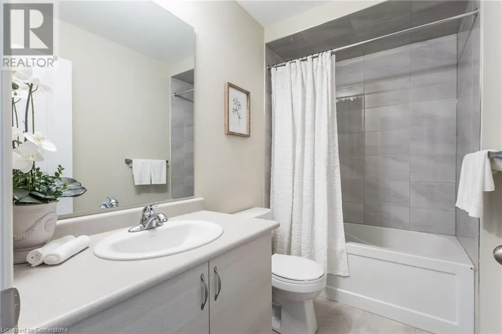 41 FOOTHILLS Lane
