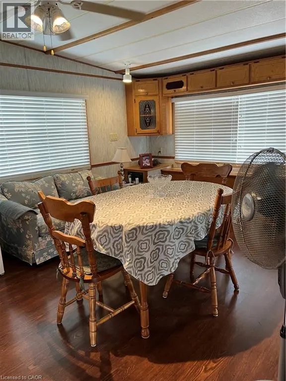 2073 FRIENDLY Boulevard