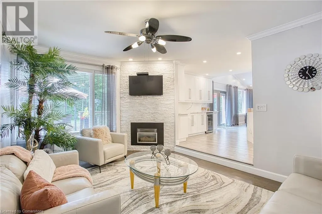 3263 GUYATT Road