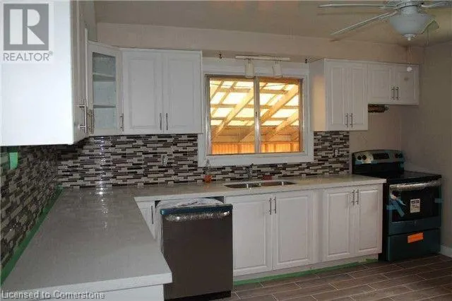 282 NORMAN ROGERS Drive