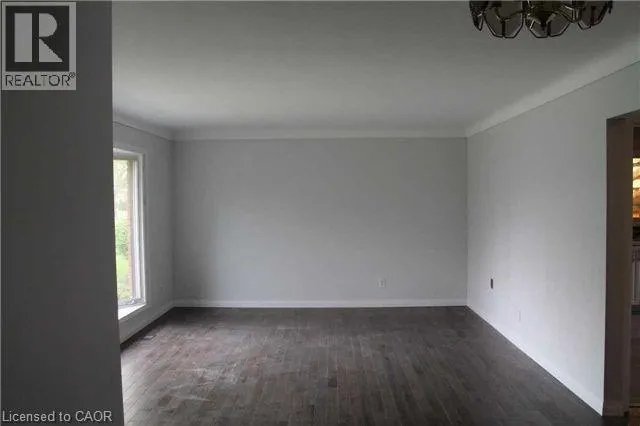 282 NORMAN ROGERS Drive