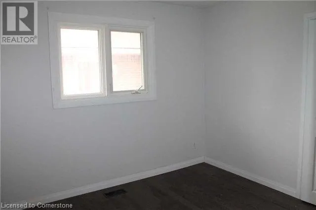 282 NORMAN ROGERS Drive
