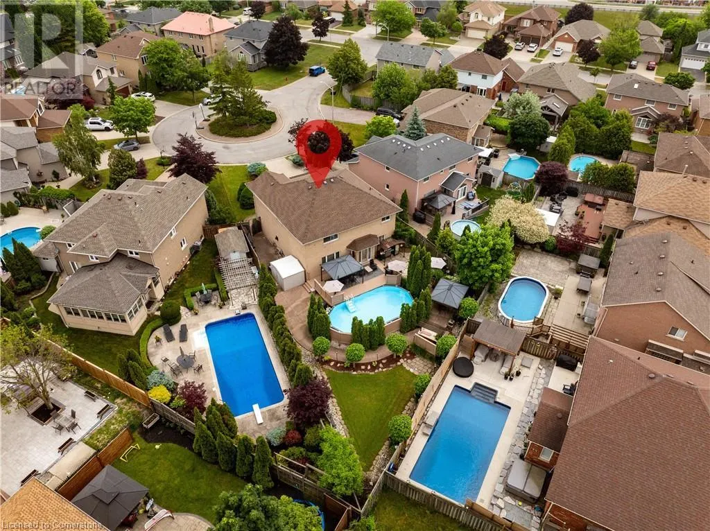 9 SUGARBERRY Court