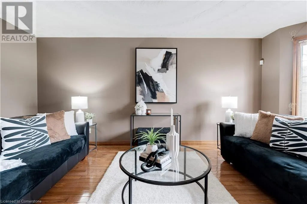 9 SUGARBERRY Court