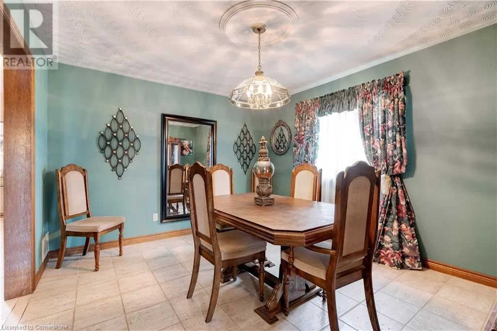 9 SUGARBERRY Court