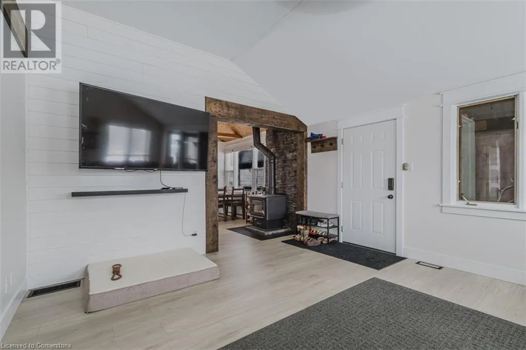 1199 LAKESHORE Road