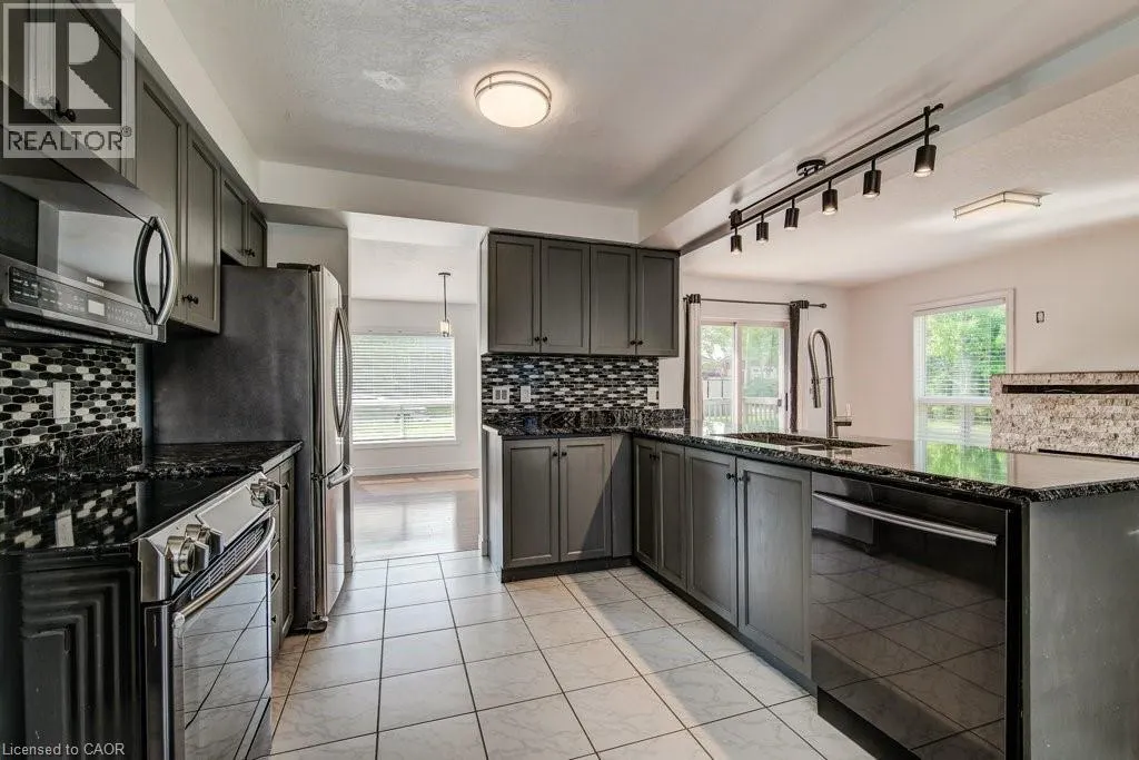 153 STARWOOD Drive