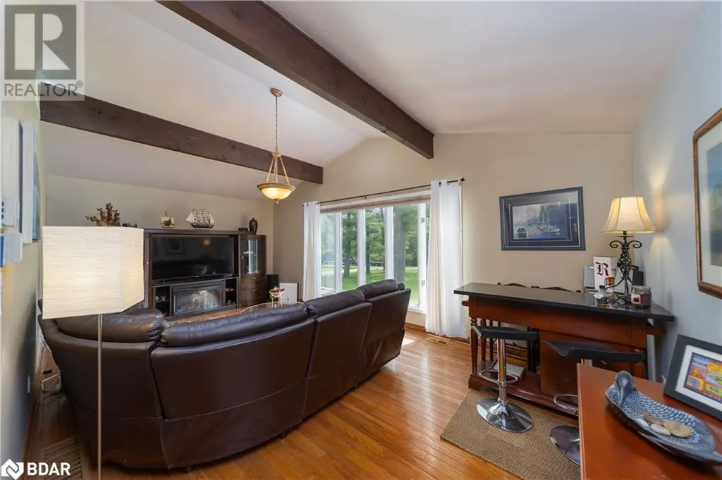1936 PENINSULA POINT Road
