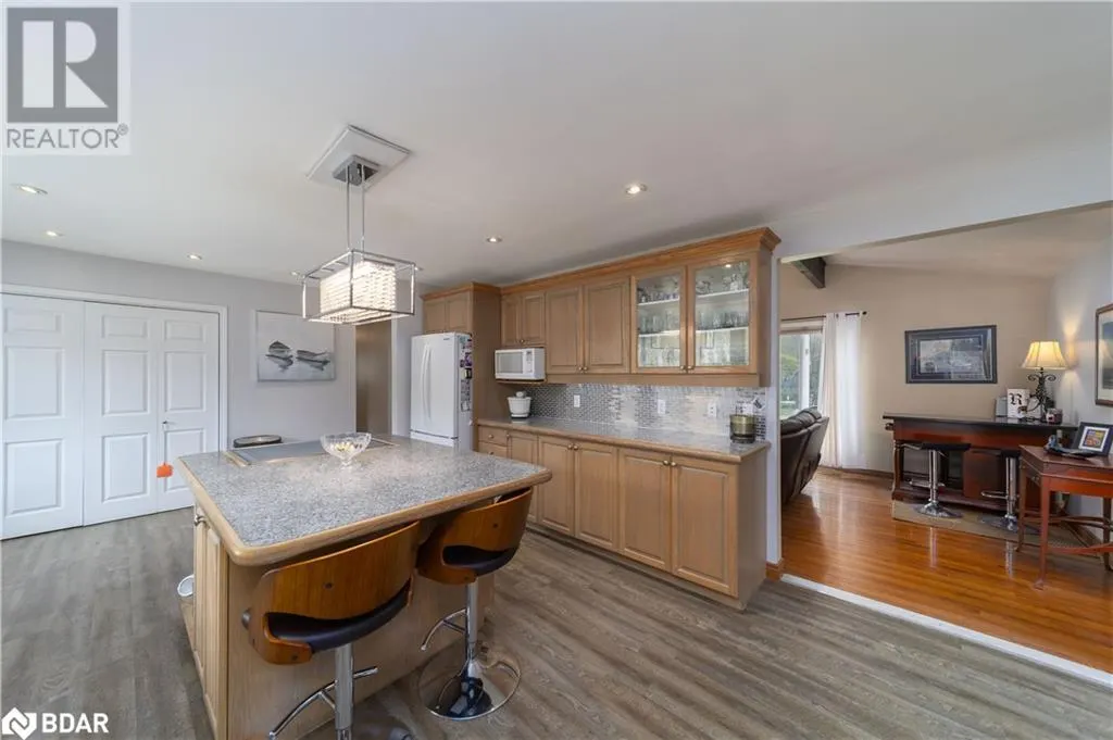 1936 PENINSULA POINT Road
