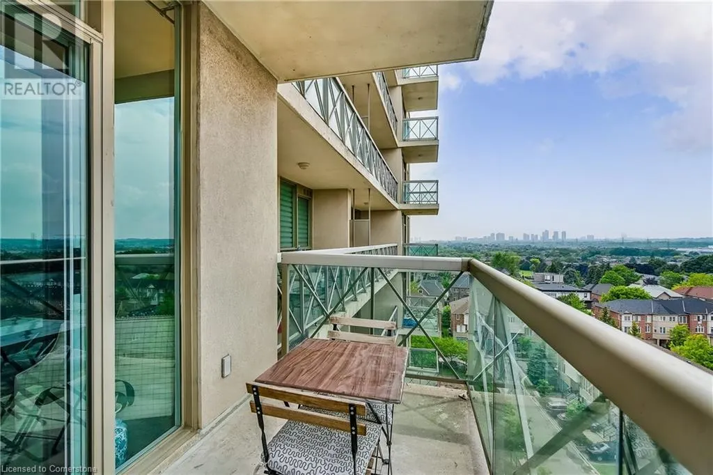1359 RATHBURN Road E Unit# 902, #902