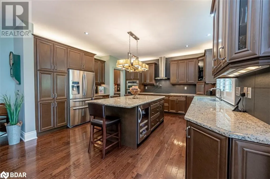 31 PLUNKETT Court