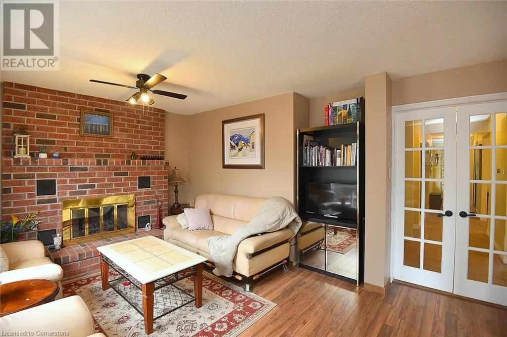 43 NISKA Drive