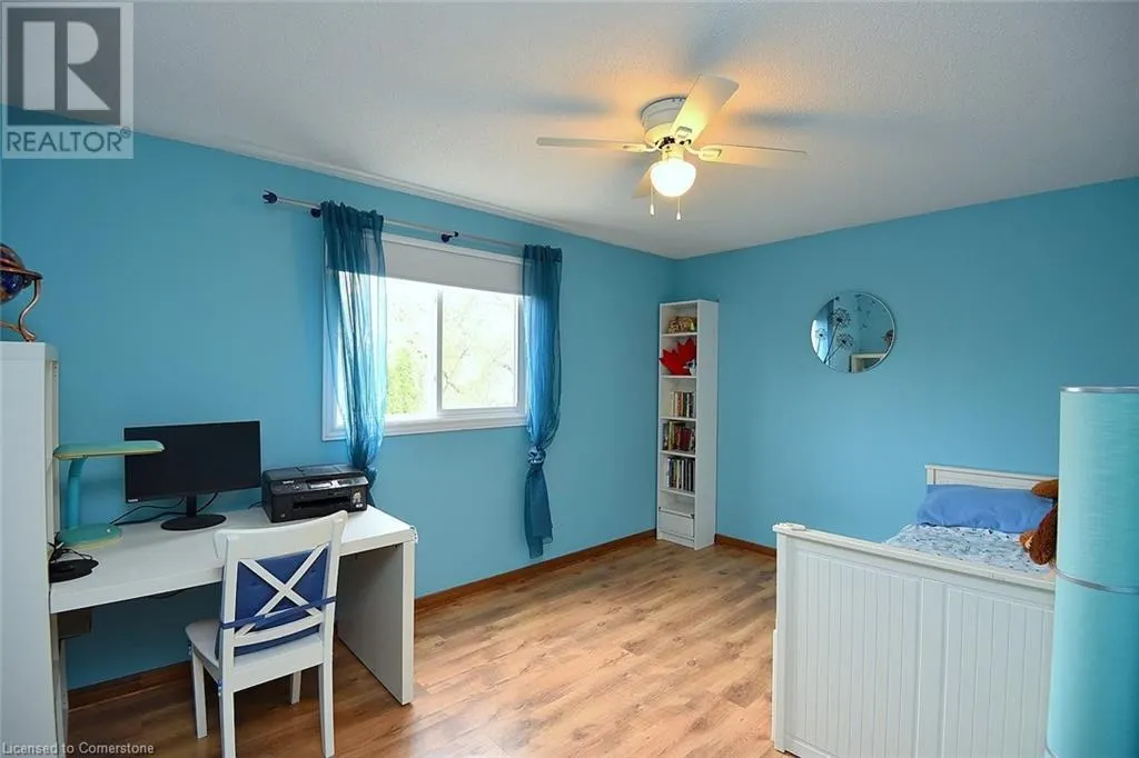 43 NISKA Drive