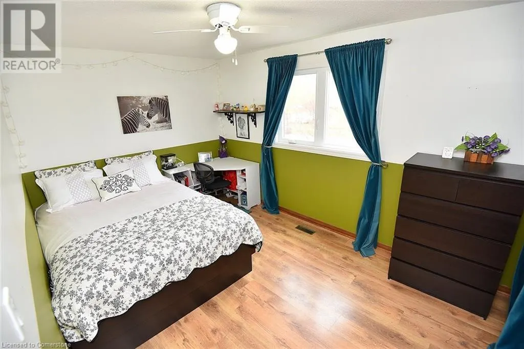 43 NISKA Drive