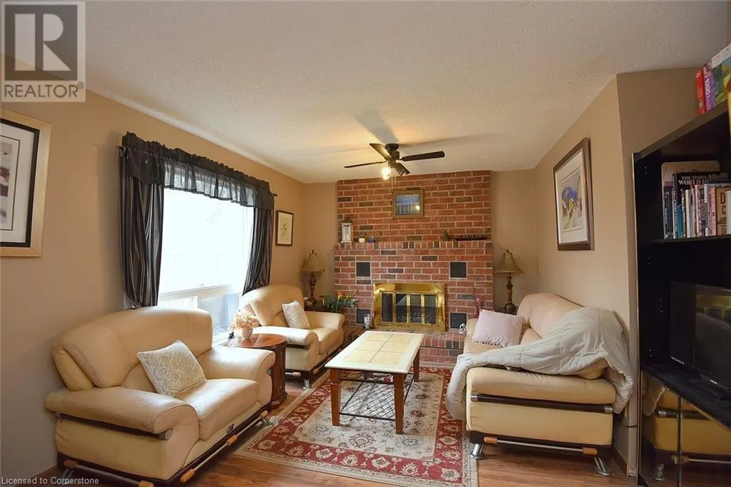 43 NISKA Drive