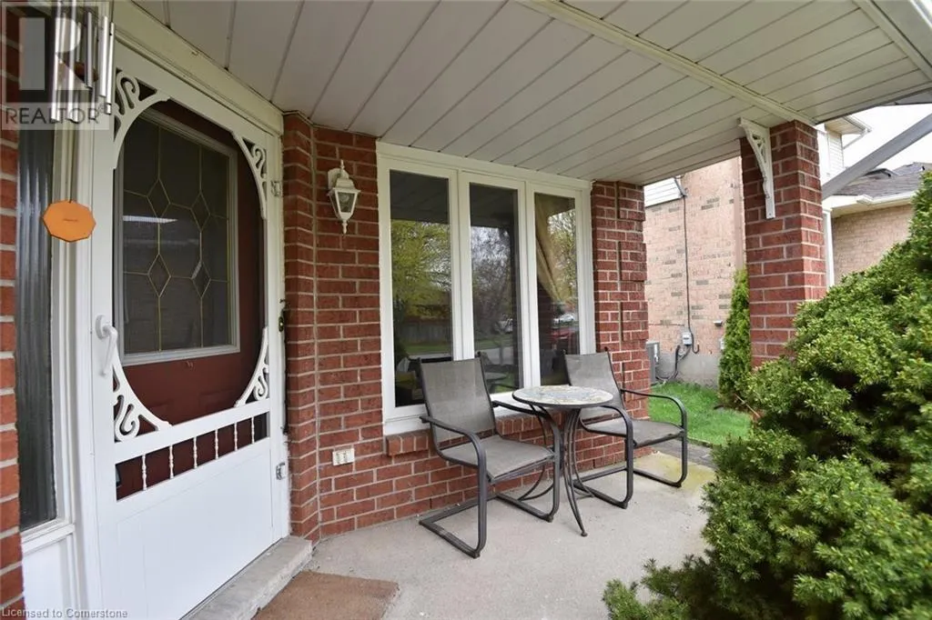 43 NISKA Drive