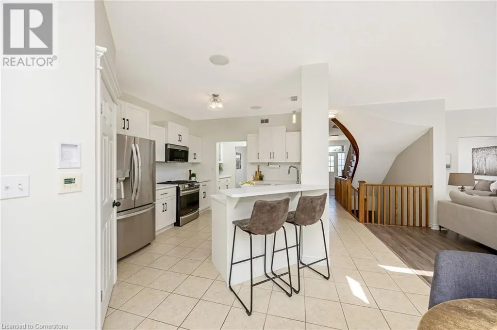 237 RIDGE TOP Crescent
