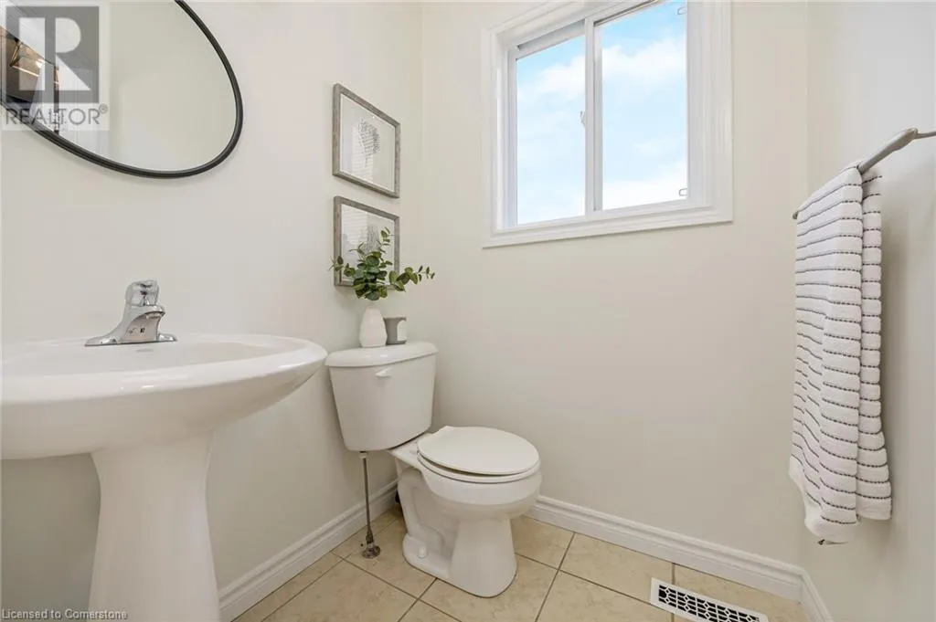 237 RIDGE TOP Crescent