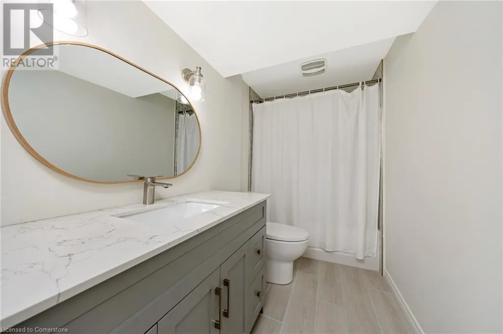 237 RIDGE TOP Crescent