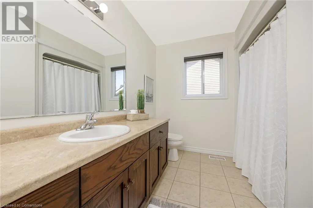 237 RIDGE TOP Crescent