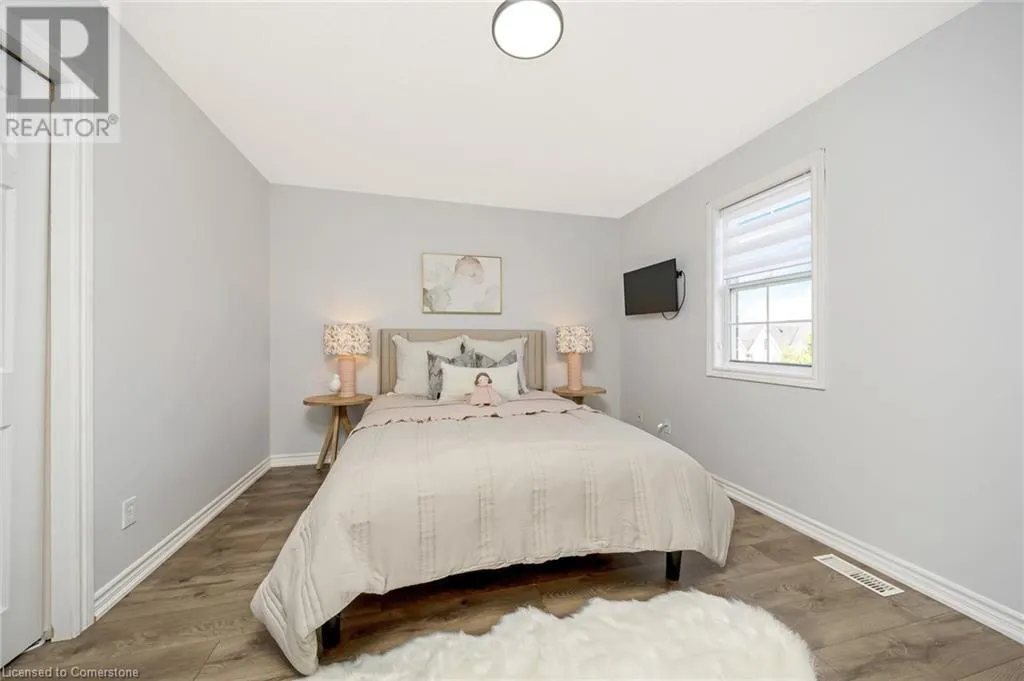 237 RIDGE TOP Crescent