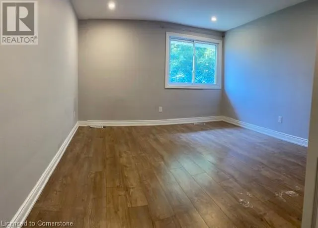 22 FERNWOOD Terrace