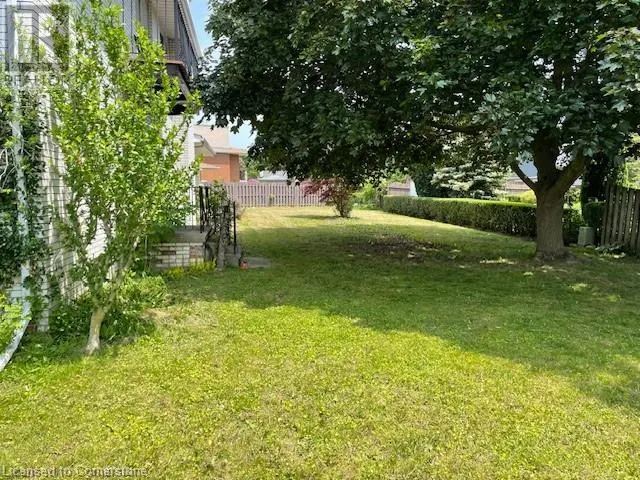 22 FERNWOOD Terrace