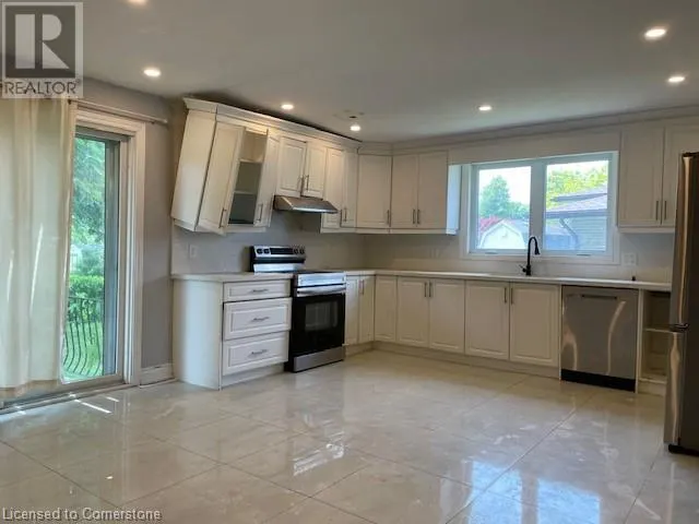 22 FERNWOOD Terrace