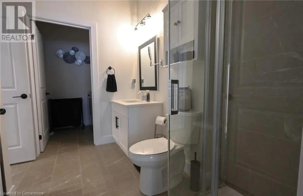 8 ELGIN Street W Unit# 4.5, #4.5