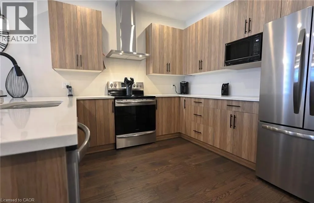 8 ELGIN Street W Unit# 4.5, #4.5