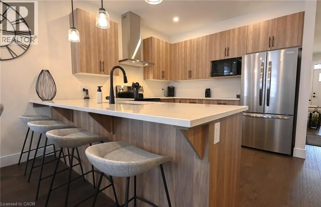 8 ELGIN Street W Unit# 4.5, #4.5