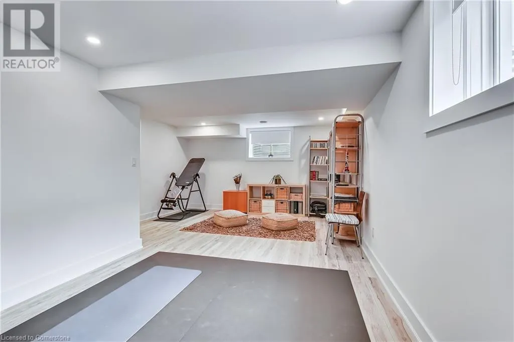 9 PRINCETON Common
