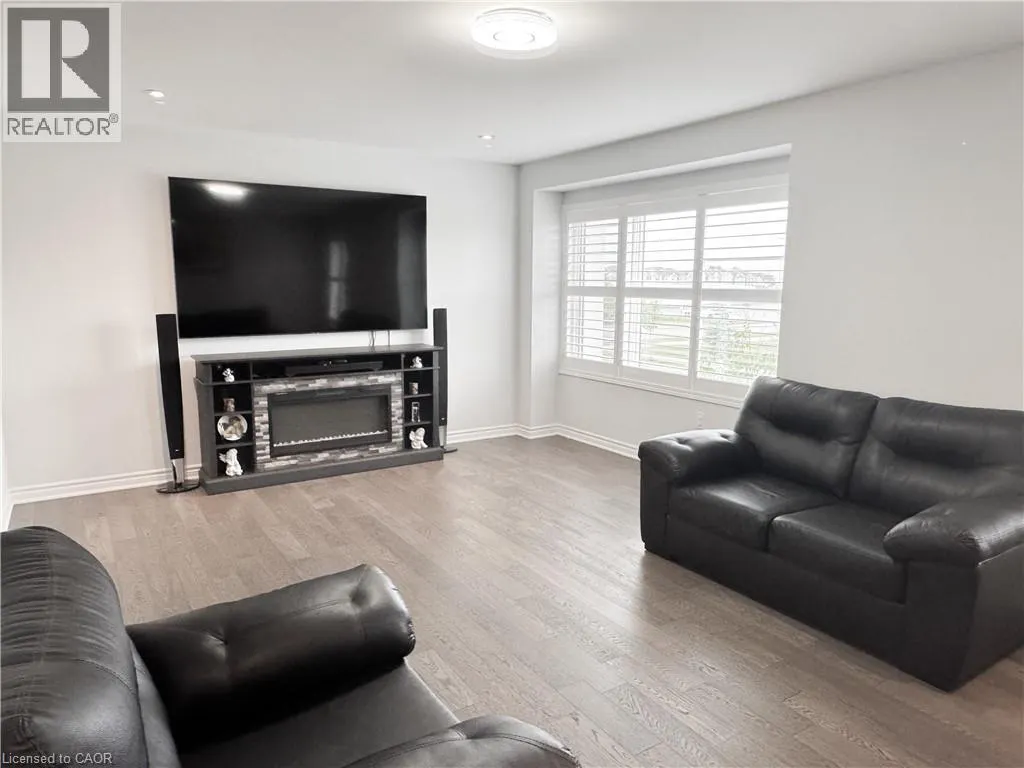 1125 LEGER WAY Unit# 6, #6
