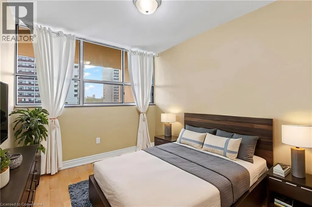 1300 MARLBOROUGH Court Unit# 523, #523
