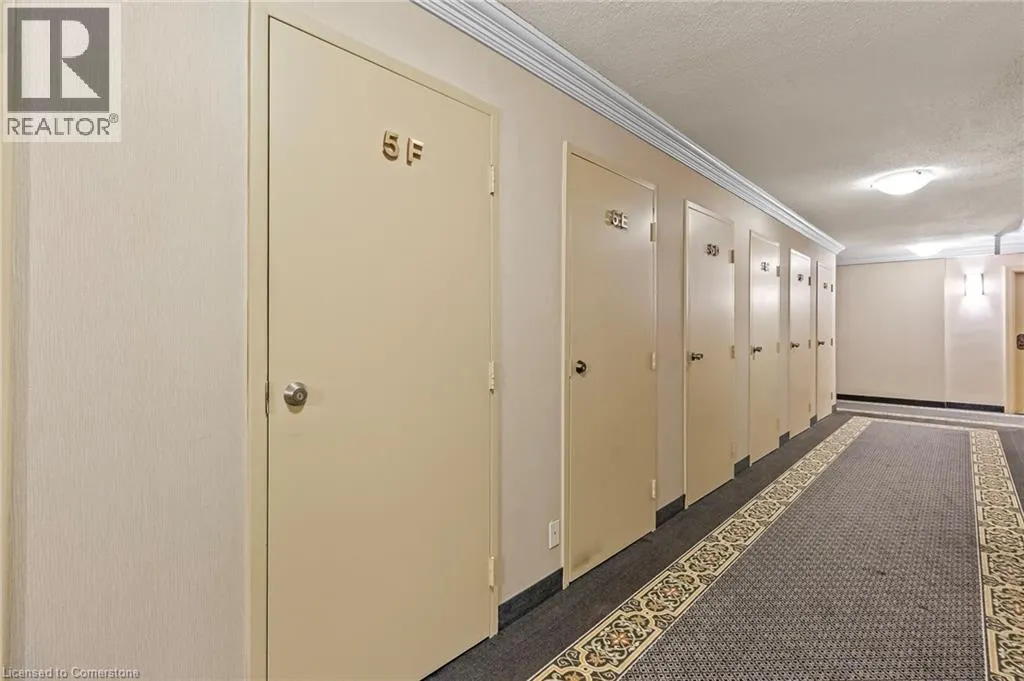 1300 MARLBOROUGH Court Unit# 523, #523