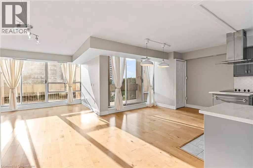 1300 MARLBOROUGH Court Unit# 523, #523