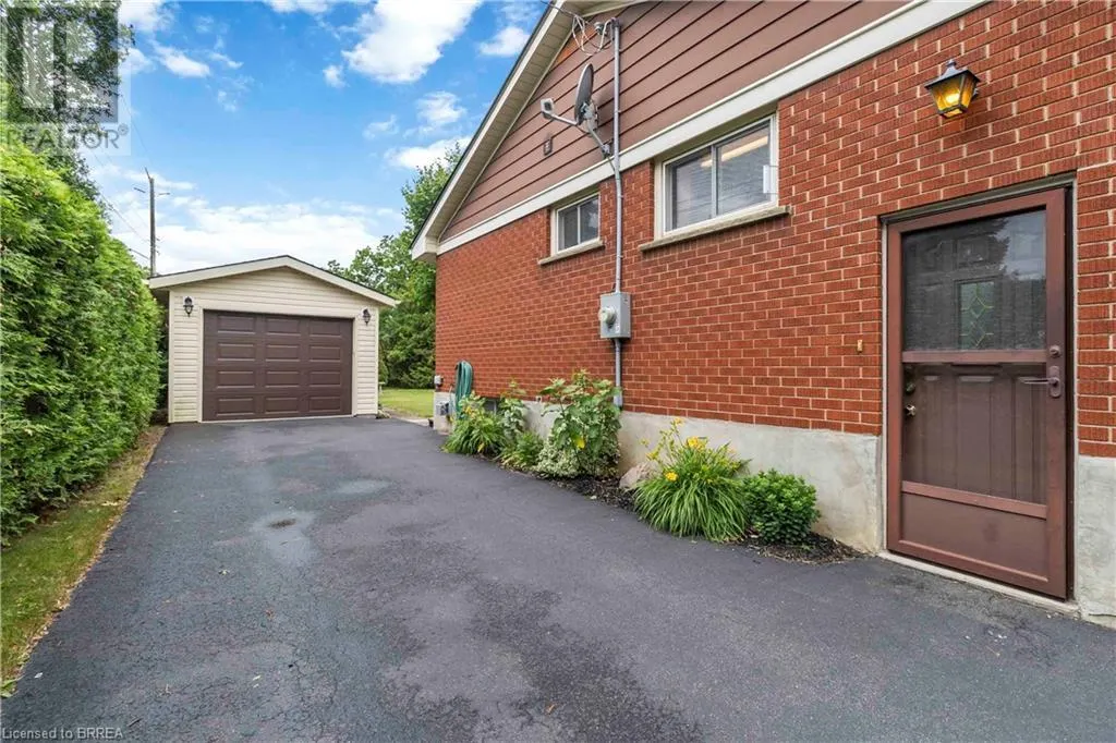 2 BARBARA Street