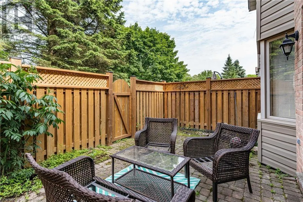 320 HAMILTON Drive Unit# 10, #10