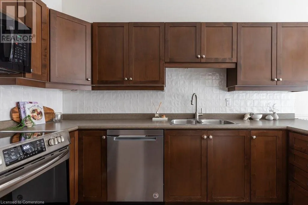 130 SOUTHBROOK Drive Unit# 35, #35