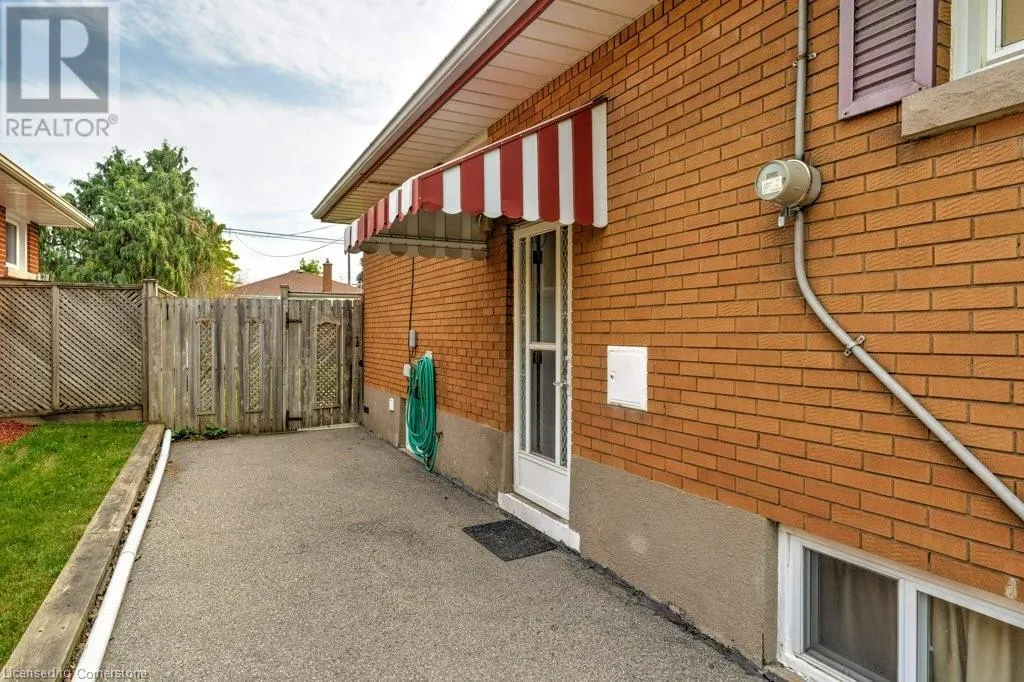 29 BEACON Avenue