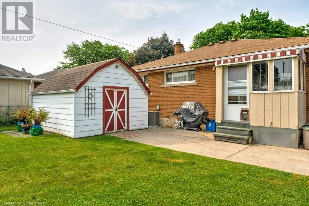 29 BEACON Avenue