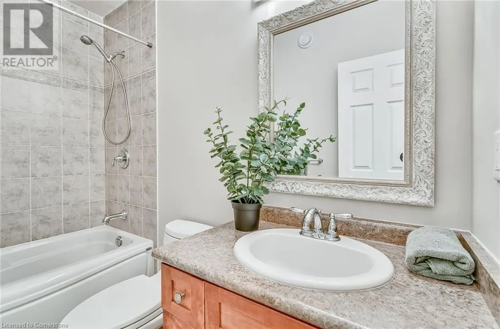 19 SIMMONDS Drive Unit# 14, #14