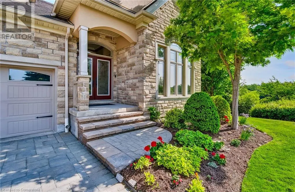 19 SIMMONDS Drive Unit# 14, #14