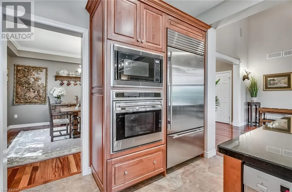 19 SIMMONDS Drive Unit# 14, #14