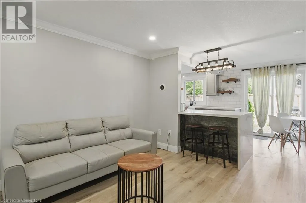 151 E GATESHEAD Crescent E Unit# 129, #129
