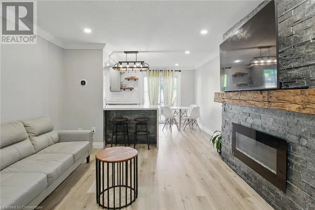 151 E GATESHEAD Crescent E Unit# 129, #129