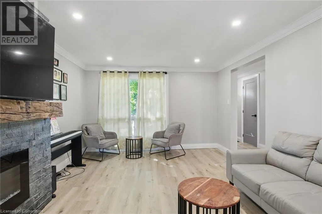 151 E GATESHEAD Crescent E Unit# 129, #129