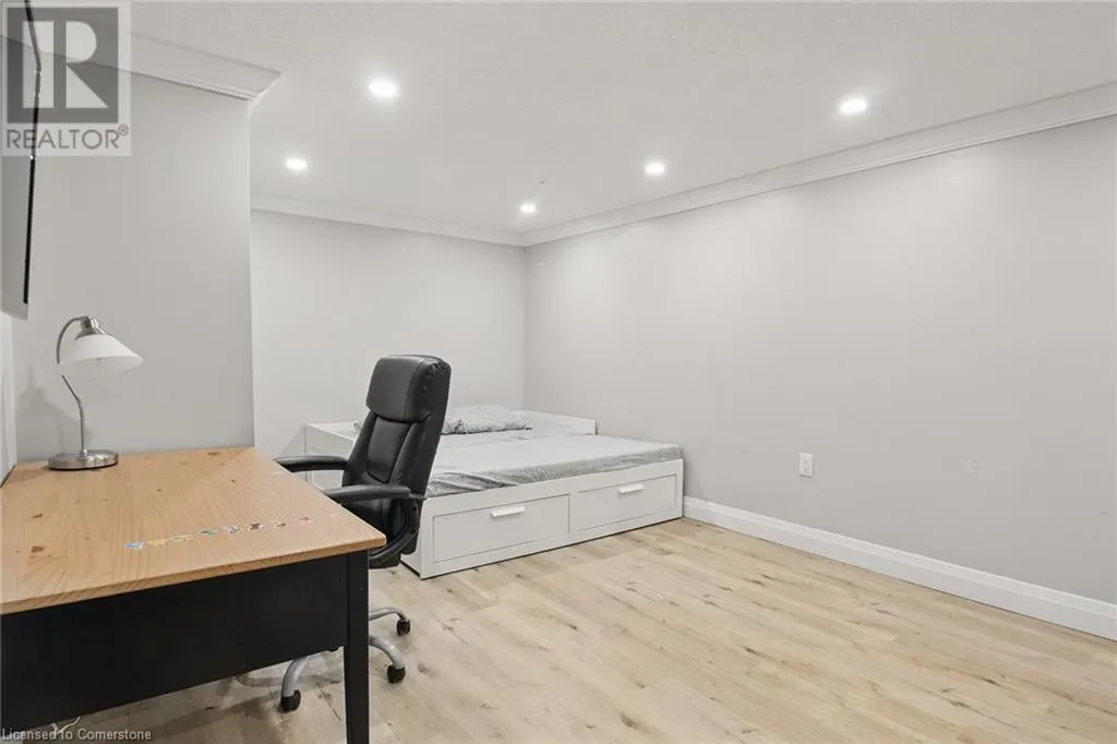 151 E GATESHEAD Crescent E Unit# 129, #129