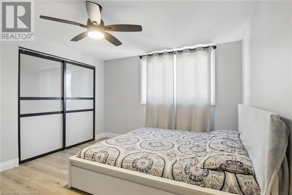 151 E GATESHEAD Crescent E Unit# 129, #129