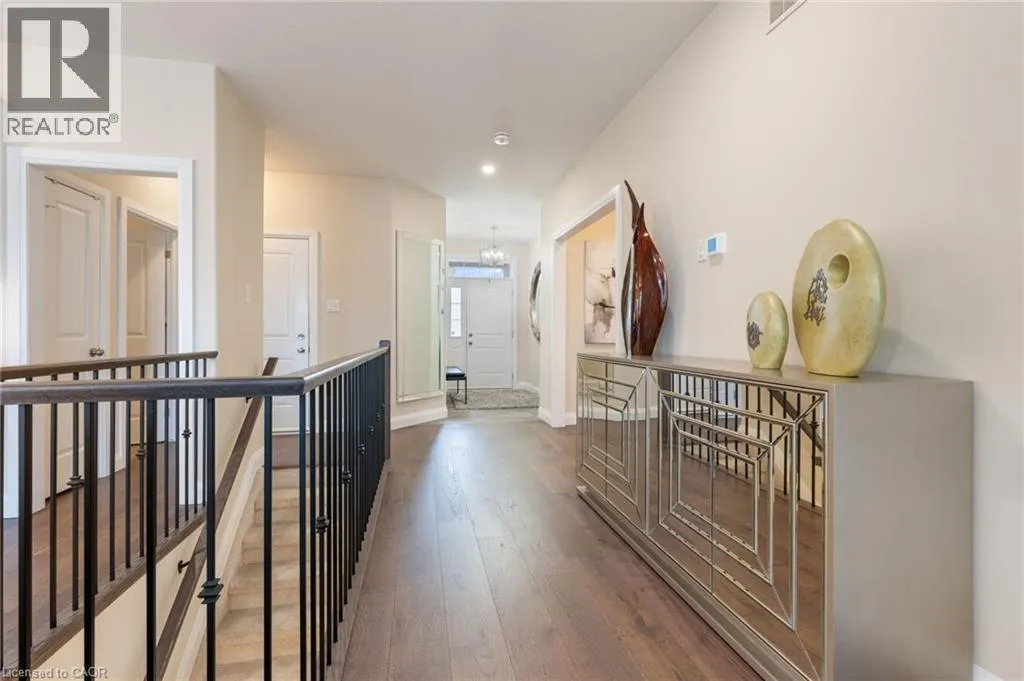 50 VANROOY Trail